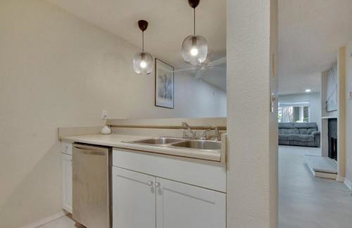 Green & Quiet 3-BR with Basketball Court and Pool - Foto 14