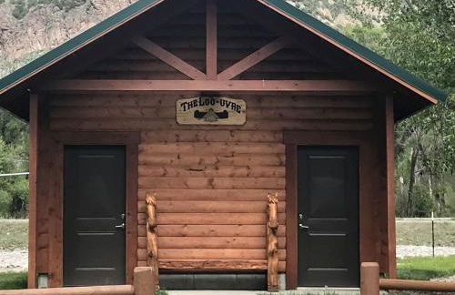 Rustic Yurt Getaway on Beautiful Snake River in Rigby, Idaho - Foto 7