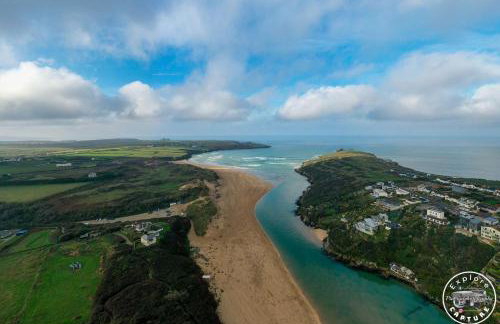 Shamrocks Cove Caravan - Award-Winning Coastal Retreat - Foto 9