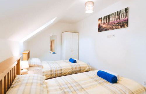 Luxury newly converted oak cottage with hot tub - Foto 30