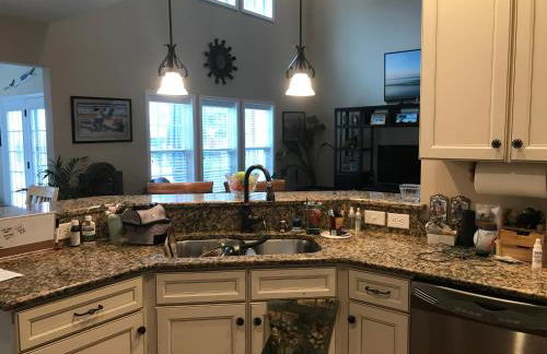 Private Master Suite for Solo Travelers and Pros - Foto 29