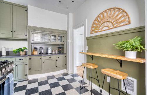 Stay Portland - La Casa Burnside - Local Eateries, Shops, and Bars - Foto 16