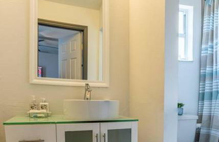 Upscale Ybor House with Outdoor Living Space - Photo 40