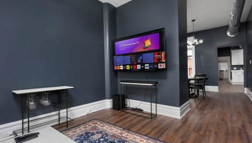 Flats on Front - Riverfront Gem Fast Wi-Fi 2F - Foto 4