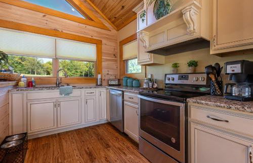 Luxury 4BR Log Cabin Near SIU & Wine Trail - Foto 14