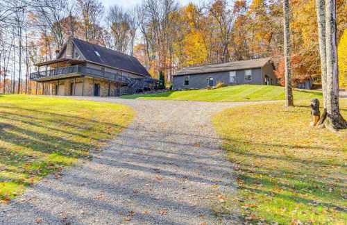 Shady Point Retreat with Hot Tub and Pickleball! - Foto 43