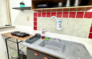 APT-8 Completo Bem Localizado a 1 minuto Rodoviaria e Centro, com Ar Condicionado e Garagem - Foto 19