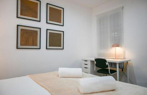 Apartment with Balcony on Calle Santa Engracia Temporal SEN1692 - Foto 51