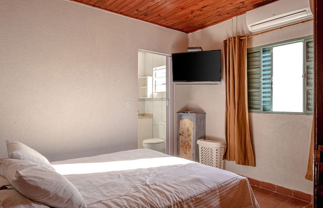 Sítio com piscina e lagoa particular - Photo 2