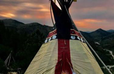 Raven's Ridge Luxurious Tipi in Golden, Colorado - Foto 11