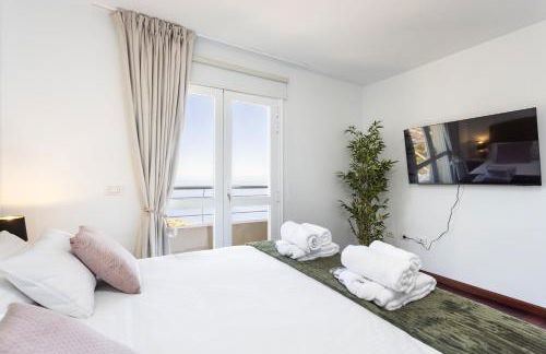 Sunset Horizon Spa Retreat by Eden Rentals - Foto 12