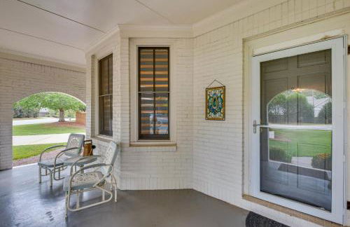 Cozy and Modern Norcross Hideaway with Covered Porches - Foto 20