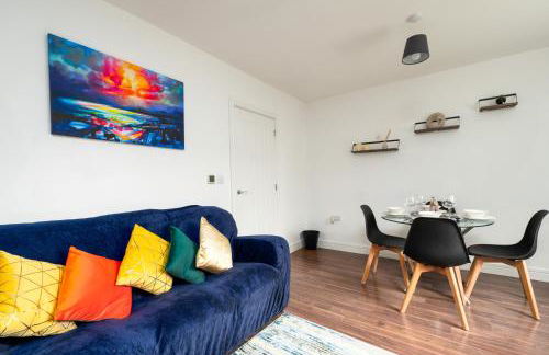 Ideal 2 Bedroom Ground floor Apartment By Jesswood Properties for Contractors & Business, Free Parking and Wifi - Foto 3