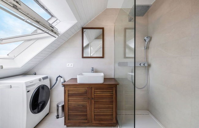 Spacious Duplex Apartment in the Center of Knokke - Photo 46