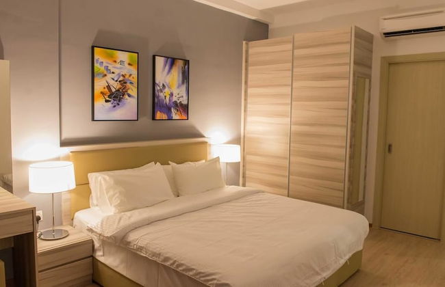 Encorp Marina Suites - Photo 6