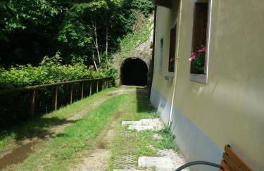 Casetta next to the Creek Dino Buzzati - Photo 37