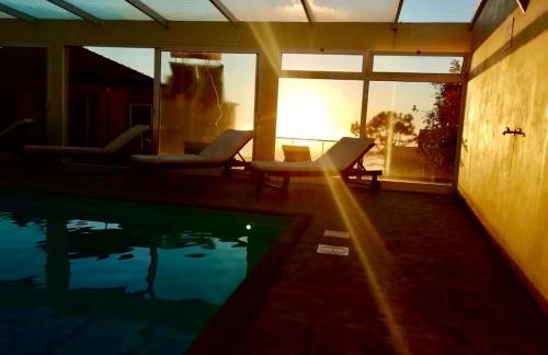 Casa da Relva com Piscina Aquecida Interna - Foto 40