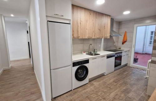 Céntrico y amplio piso en Béjar - Foto 9