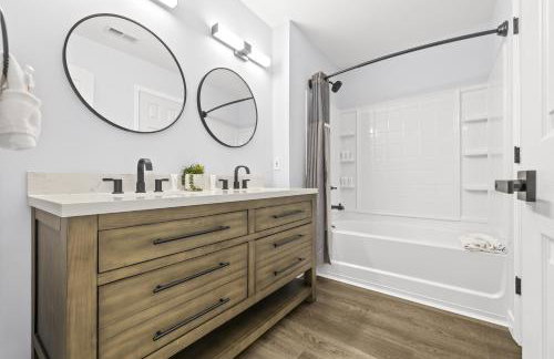 3BR Family Retreat with Modern Comforts - Foto 38