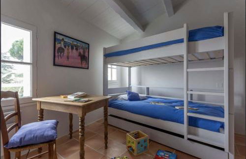 Beautiful villa 4BR with jacuzzi near the beach - Foto 16