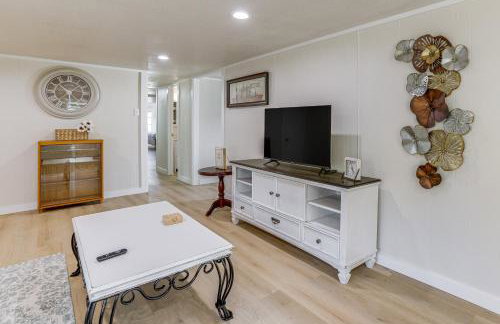 Crosby Huffman Hideaway Serene Escape with Yard - Foto 6