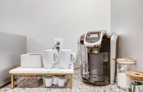 Modern Cozy Home 4 min Drive from Notre Dame - Foto 10