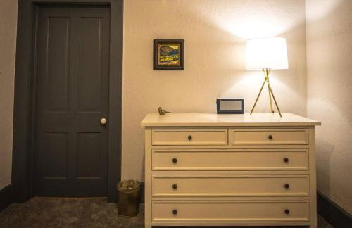 Sunny Downtown Condo above the Coffee Shop - Foto 6