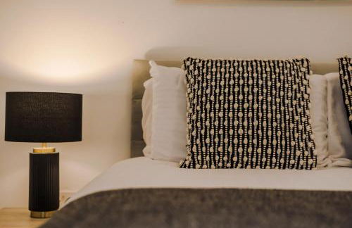 Onslow House - Air Host & Stay - 5 bed, Sleeps 14 - Foto 26