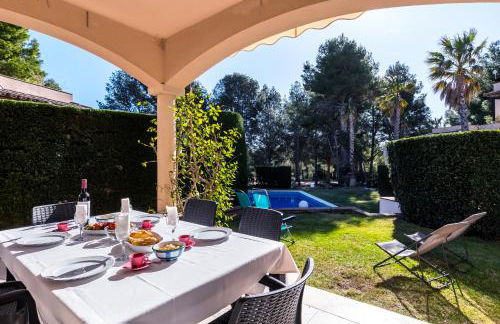 Villa Familiar c/Piscina + Wifi y Parking Gratis by Sunset Rentals (Bonmont) - Foto 44