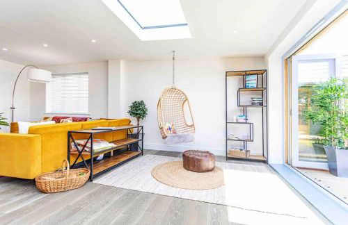 Luxury Ocean Playroom SEA SALT CHALET - Photo 1