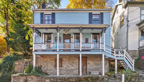 High Street Retreat - Photo 2