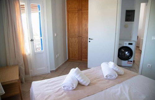 Amarados Studio Syros - Photo 18