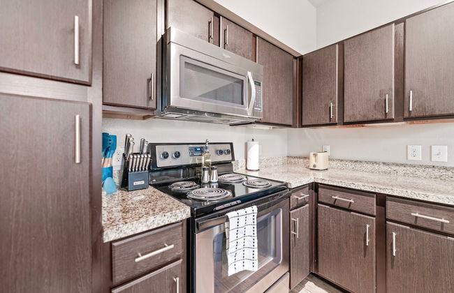 Comfy Soco 1BR King Suite w Gympickleballlaundry - Foto 13