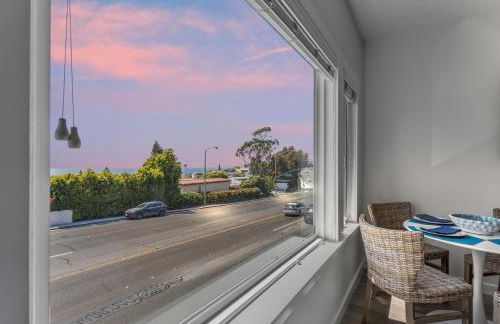 Ocean VIEWS Steps from Victoria Beach Lux Design - Foto 8