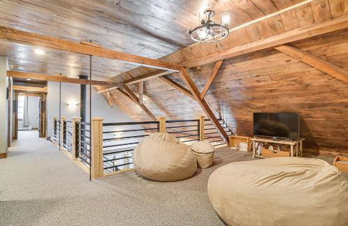 Maine Home with Hot Tub and Snowmobile Trail Access! - Foto 17