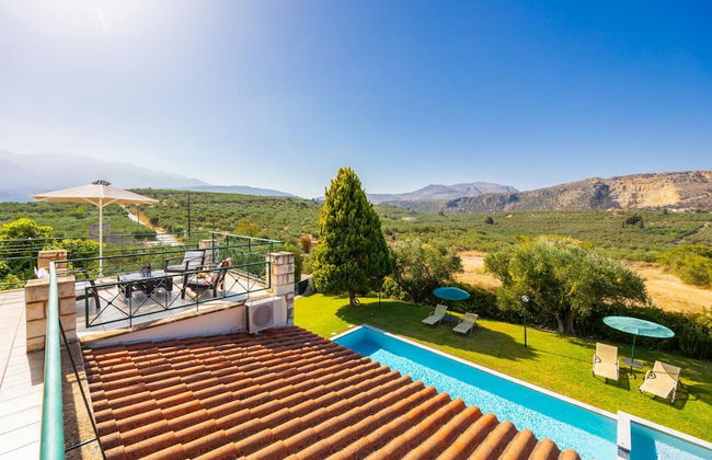 Villa Dimitris Large Private Pool Walk to Beach Sea Views A C Wifi Car Not Required Eco-frien - 1923 - Foto 40