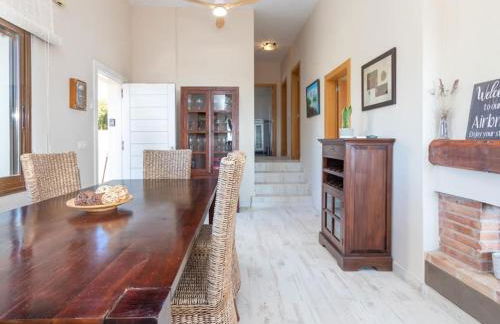 Exclusiva Villa, Piscina Privada y Vistas al Mar - Foto 4