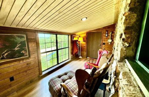 Tranquil Riverfront Cabin Retreat with Wildlife, Trails & Open Skies in Tahlequah, Oklahoma - Foto 34