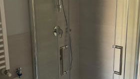 Stilish apartment few steps from the underground - Foto 5, Shower