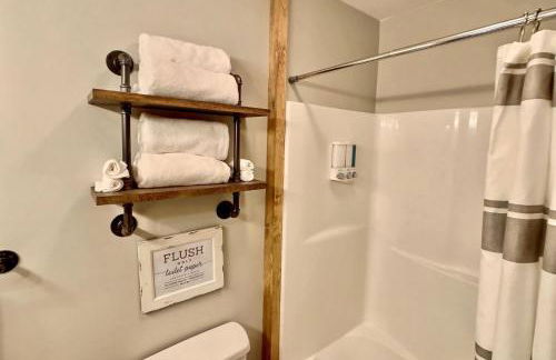 The Maples Apt - King Bed, Pet Friendly, Beautiful Views - Foto 19