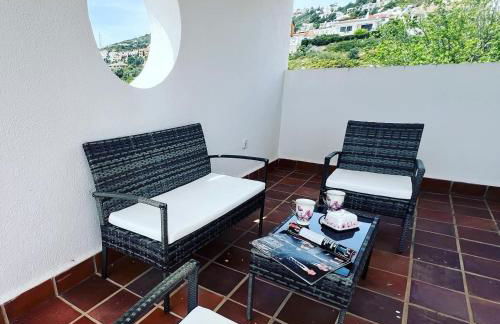 Hola Apartments P28 - Photo 9