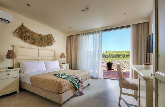 Mila Sissi Bay Hotel - Photo 24