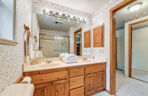 11 Mi to Cathedral Hills Home with Wooded Views! - Foto 19