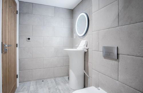 Suite 11 - Sleeping Giant Hotel - Pen Y Cae Inn - Foto 41