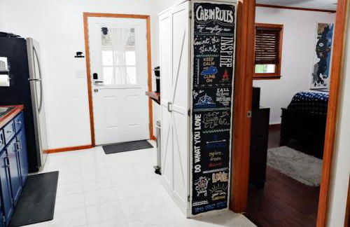 Trailseeker Cabin w King Bed Hot Tub at Red River Gorge Natural Bridge - Foto 13