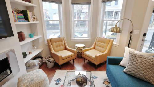 Stroll to The Hip Strip From Shaw Basement Suite - Foto 3