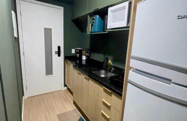 Apartamento Inteiro Novo Praia, 2 Varandas, Piscina e Vista Parcial MAC - Foto 17