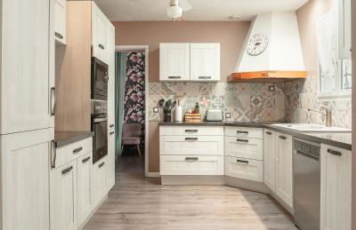 Charmante villa familiale, avec piscine privée, idéale pour une journée à la plage et proche des grands buffets - Foto 17