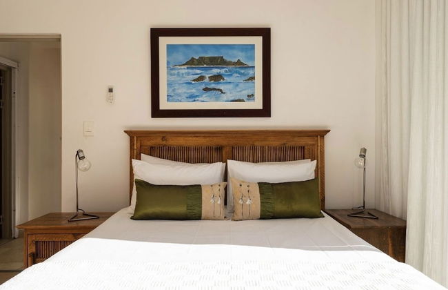 Bantry Beach Luxury Suites - Photo 13