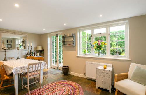 Beautiful 5-Bedroom Home with Cinema & Games Room - Foto 19